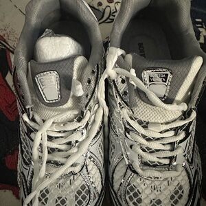 Bottega Veneta Men’s White & Silver Lace-Up Sneakers